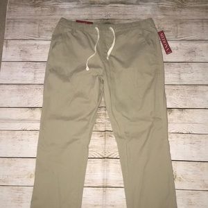Men’s khaki stretch waste pants